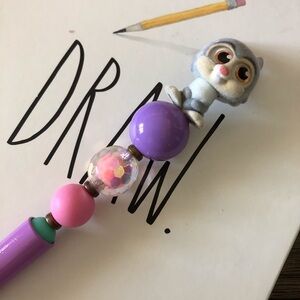 Disney Doorables: Bambi: Thumper handmade beaded pen